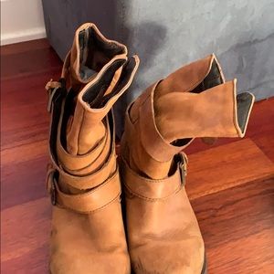 Steve Madden Boots